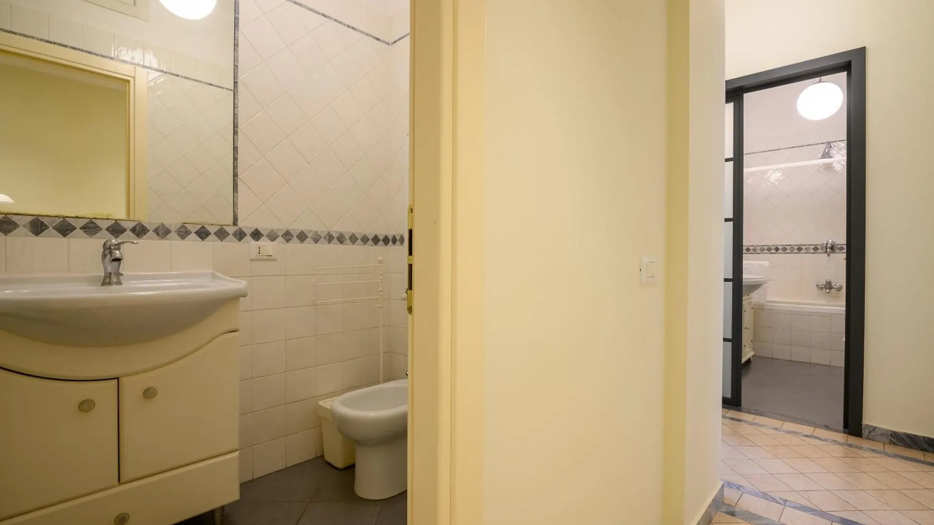 Quattro Cantoni Apartment Monti Rome Italy