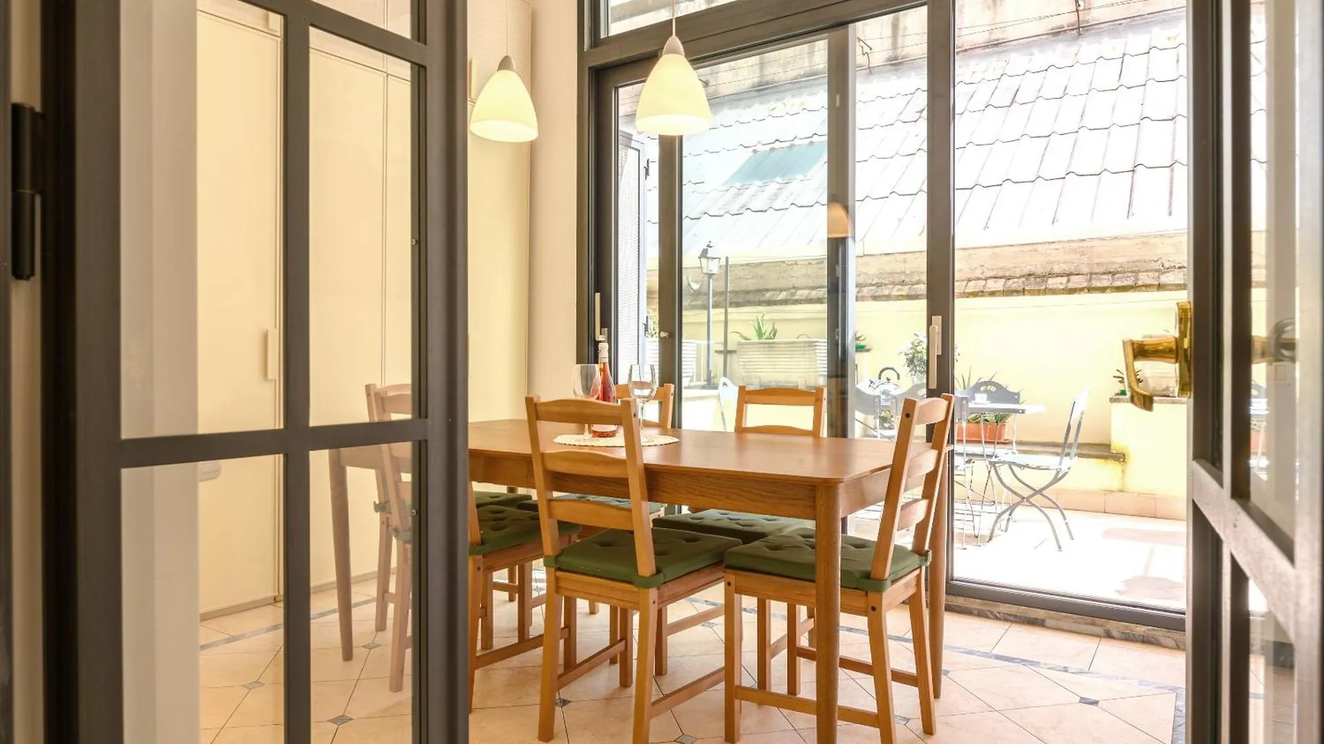 Quattro Cantoni Apartment Monti location